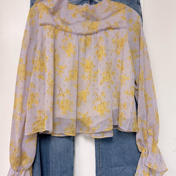 Seven Wonders Blouse - Picture 2 of 6